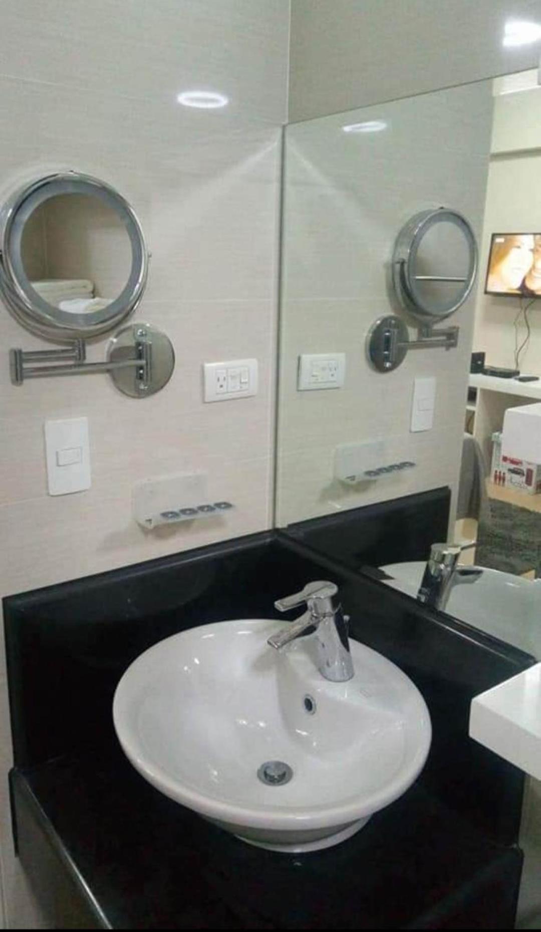 Pasay Condotel Near Naia Terminal 3 Ngoại thất bức ảnh